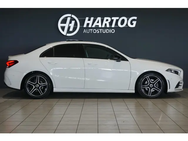 Mercedes-Benz A-Klasse 180 AMG Line 2020 Benzine 9