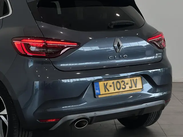 Renault Clio 1.3 TCe 130 EDC R.S. Line 2021 Benzine 52