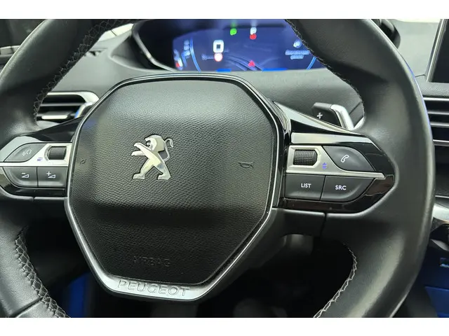 Peugeot 3008 1.6 e-THP Allure 2018 Benzine 19