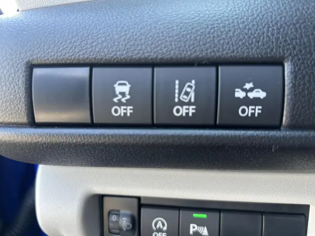 Suzuki Swift 1.2 Style Smart Hybrid 2025 Benzine 15