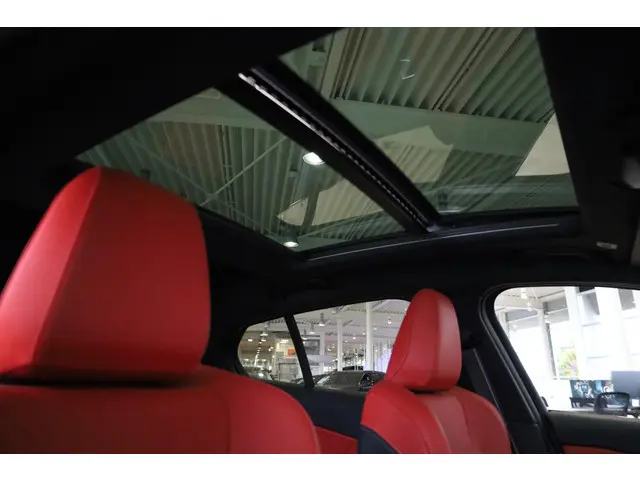 BMW 1 Serie 120 2025 Benzine 25