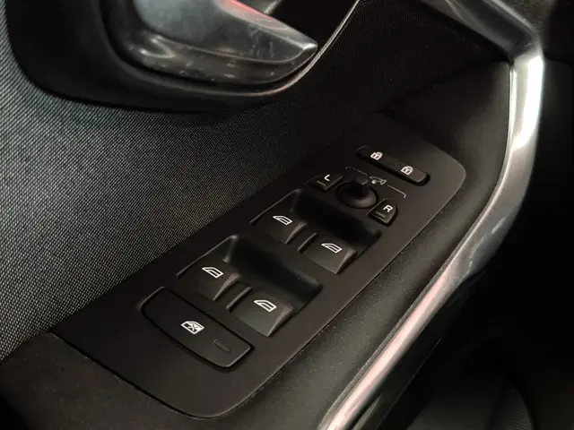 Volvo V40 Cross Country 1.5 T3 Nordic+ 2016 Benzine 21