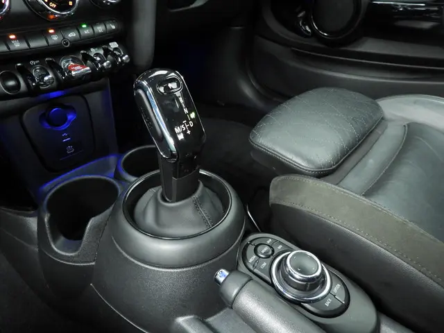 MINI 3-Deurs Cooper 2022 Benzine 16