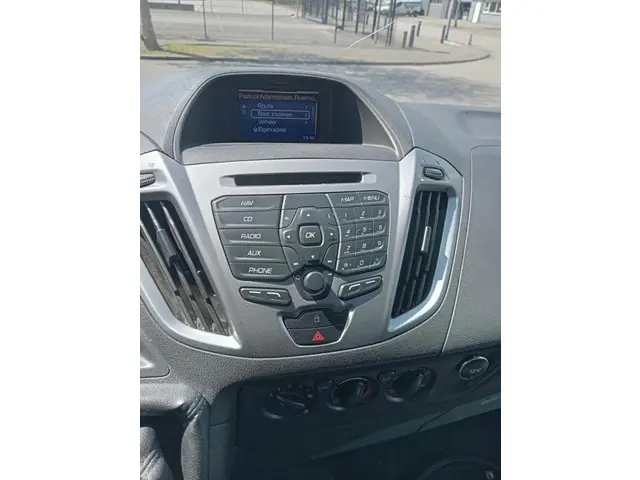 Ford Transit Custom 2