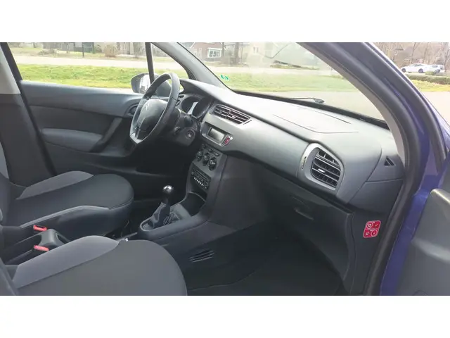 Citroën C3 1.0 VTi Airco nieuwe apk 2014 Benzine 10