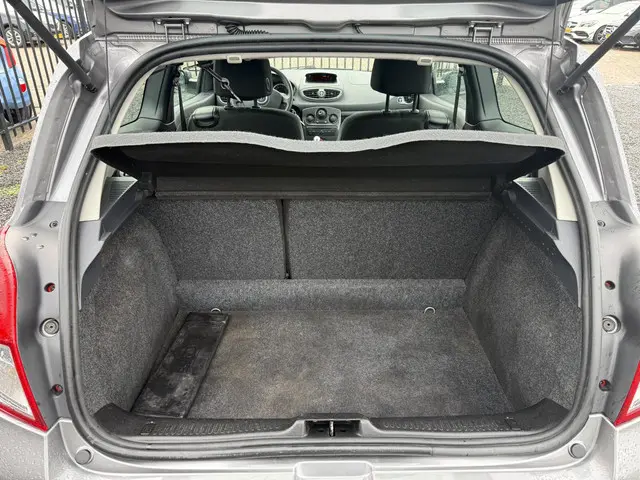 Renault Clio 1.2 Collection 2013 Benzine 19