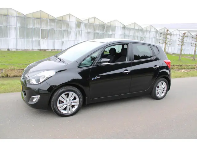 Hyundai ix20 1.4i i-Magine met Navigatie 2013 Benzine 4
