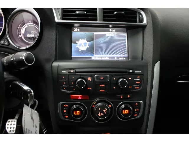 Citroën DS4 1.6 THP Sport Chic 200PK 2012 Benzine 20