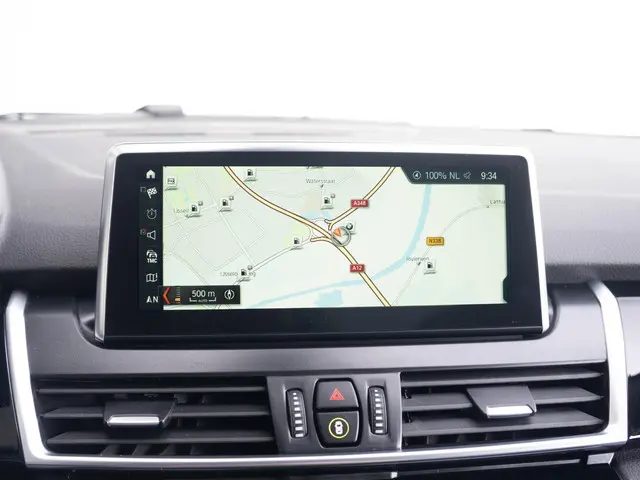 BMW 2 Serie Active Tourer 220i 2018 Benzine 30