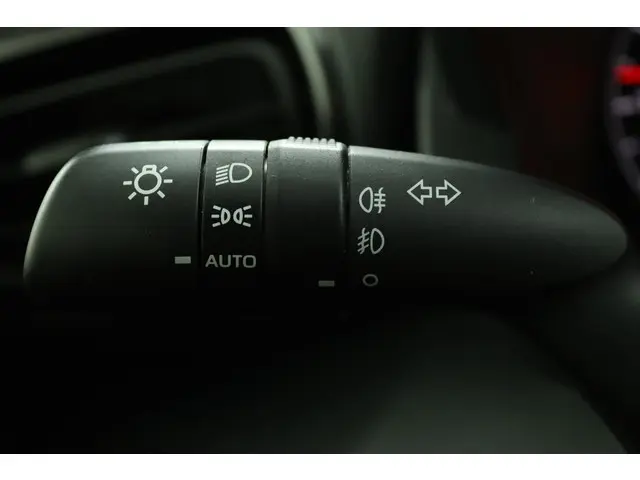 Toyota Yaris 1.6 GR Premium 2021 Benzine 28