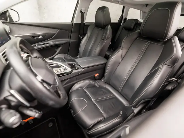 Peugeot 5008 1.2 PureTech Sport 7 Persoons 2020 Benzine 16