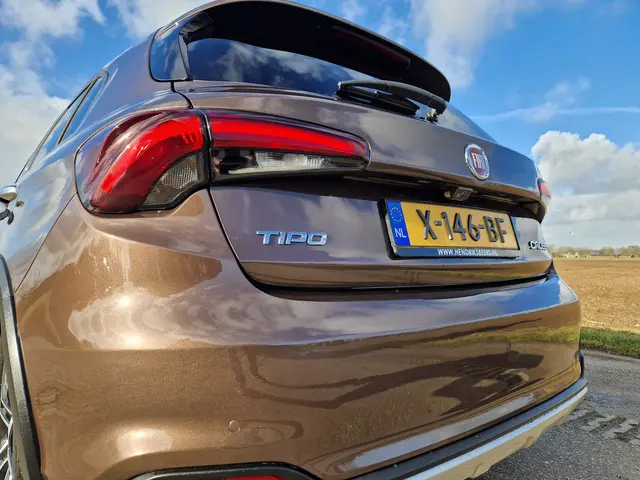 Fiat Tipo Cross 1.0 Life 2021 Benzine 4