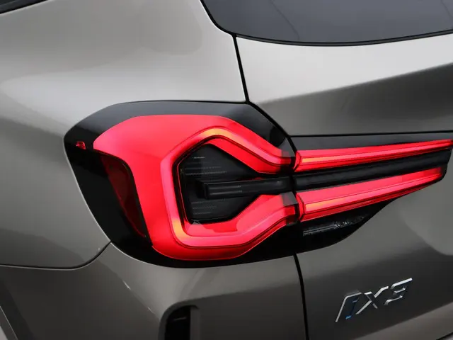 BMW iX3 High Executive 80 kWh 2024 Elektrisch 9