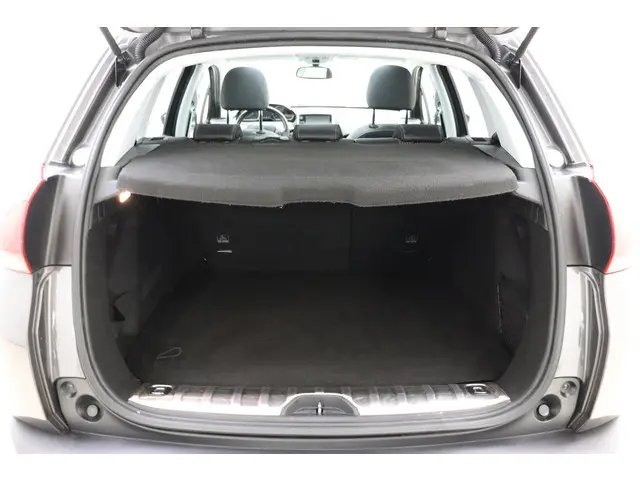 Peugeot 2008 1.2 PureTech 110pk Allure 2017 Benzine 13
