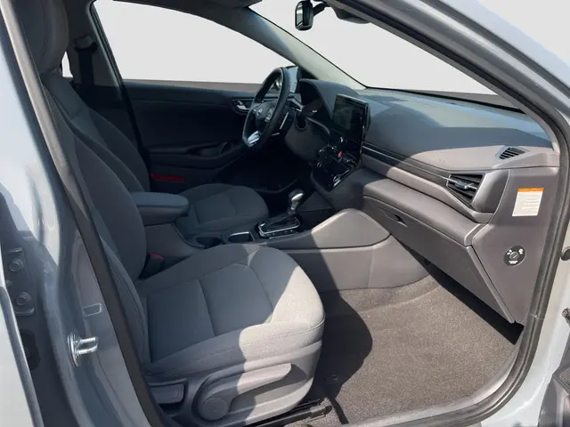 Hyundai IONIQ 1.6 GDi PHEV Comfort 2021 Hybride Benzine 23