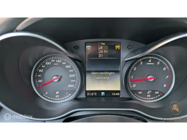 Mercedes-Benz C-Klasse Estate 180 Prestige 2015 Benzine 39