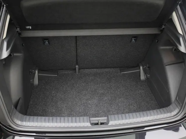 Škoda Fabia 1.0TSI/115PK Selection DSG 2025 Benzine 18