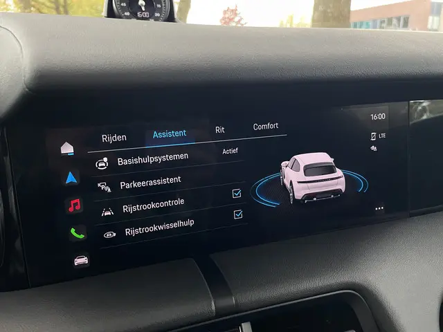 Porsche Taycan Cross Turismo 4S 93 kWh 2023 Elektrisch 31