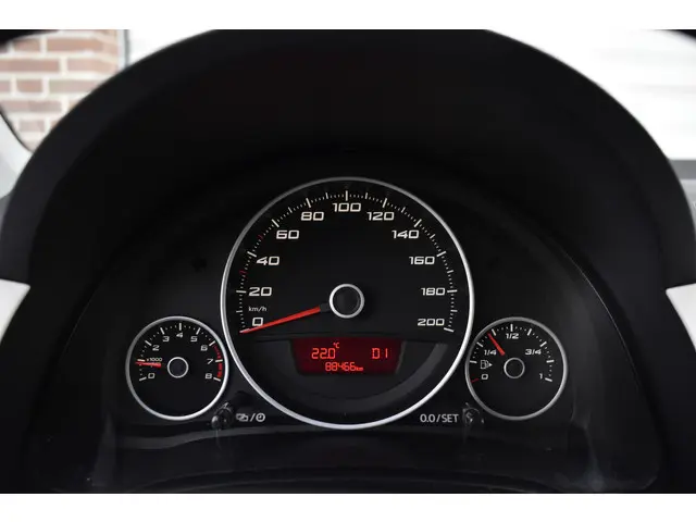 SEAT Mii 1.0 Style 2014 Benzine 13