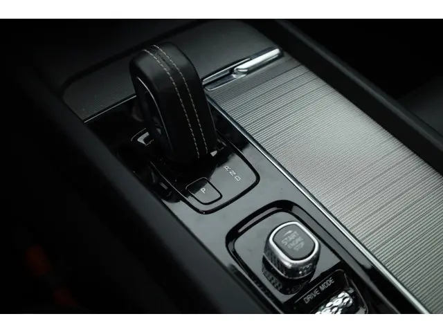 Volvo V60 2.0 B4 R-Design 2020 Hybride Benzine 5