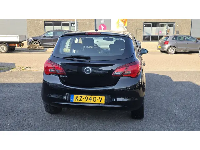 Opel Corsa 1.4 Edition 2017 Benzine 8