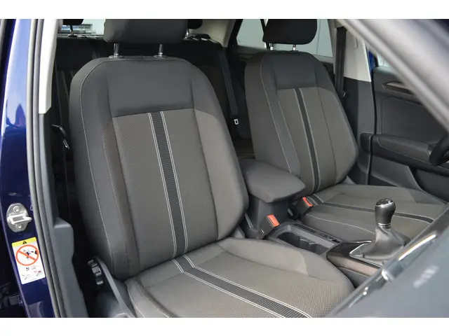 Volkswagen T-Roc 1.5 TSI Sport 2018 Benzine 38