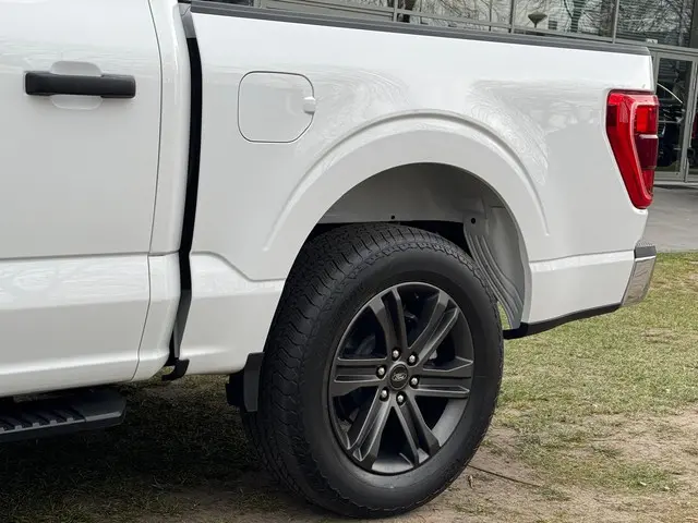 Ford F-150 5.0L V8 XLT 6 Zits BPM-VRIJ 2024 Benzine 10