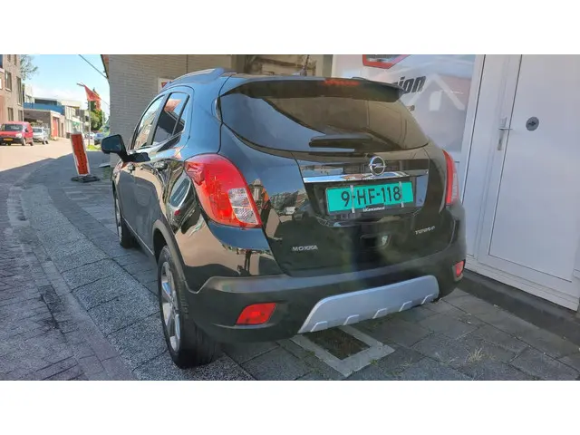 Opel Mokka 1.4 T Cosmo 4x4 2013 Benzine 8