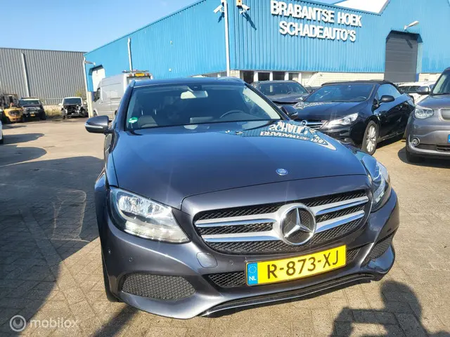 Mercedes-Benz C-Klasse Estate 180 Ambition 2015 Benzine 16