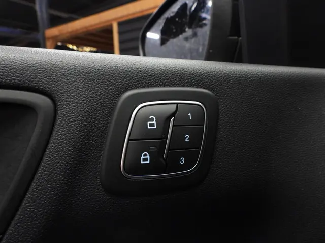 Ford Kuga 2.5 PHEV Plug-In Vignale 2021 Hybride Benzine 33