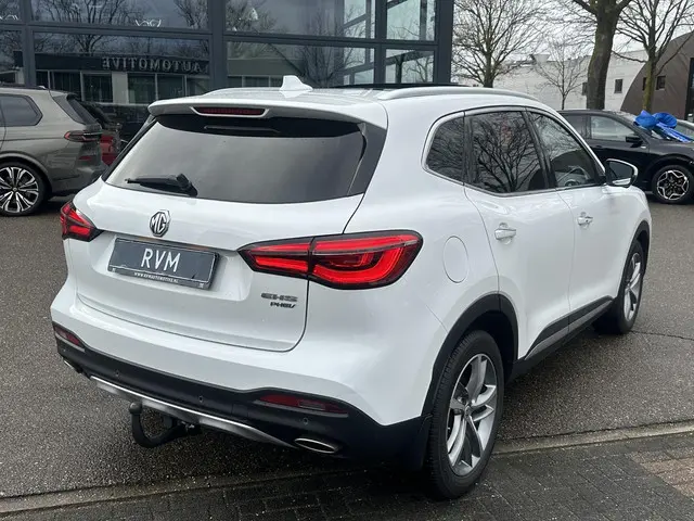 MG EHS 1.5 TGDI Luxury 2023 Hybride Benzine 5