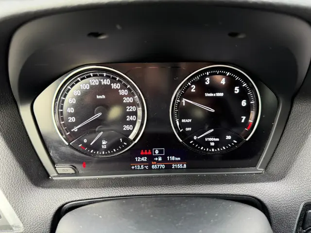 BMW 1 Serie 118i Executive 2018 Benzine 25