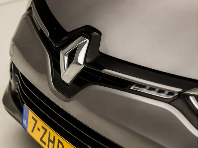 Renault Clio Estate 0.9 TCe Night&Day 2015 Benzine 26