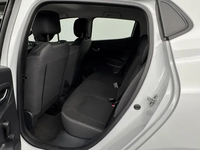 Renault Clio TCe 90 Life 2018 Benzine 29