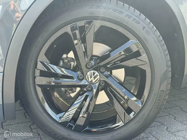 Volkswagen Tiguan 1.5 TSI R-Line Business+ 2021 Benzine 22