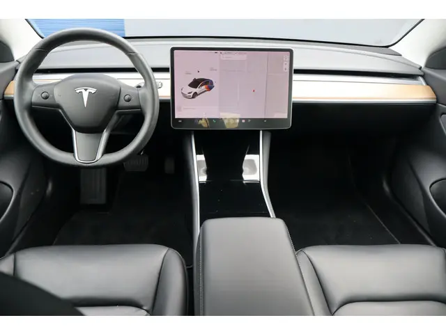 Tesla Model 3 Long Range AWD 75 kWh 2019 Elektrisch 2