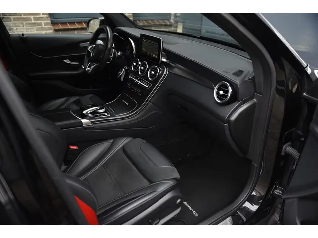 Mercedes-Benz GLC AMG 63 S 4MATIC+ 2018 Benzine 16