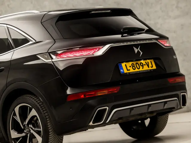 DS DS 7 Crossback 1.6 PureTech Deluxe 2019 Benzine 12