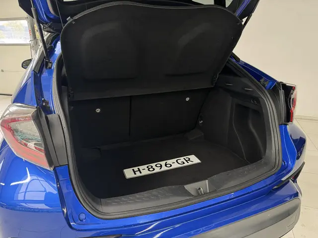 Toyota C-HR 1.8 Hybrid Bi-Tone 2018 Hybride Benzine 9