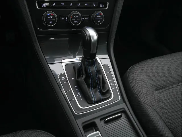 Volkswagen e-Golf E-DITION 2020 Elektrisch 12