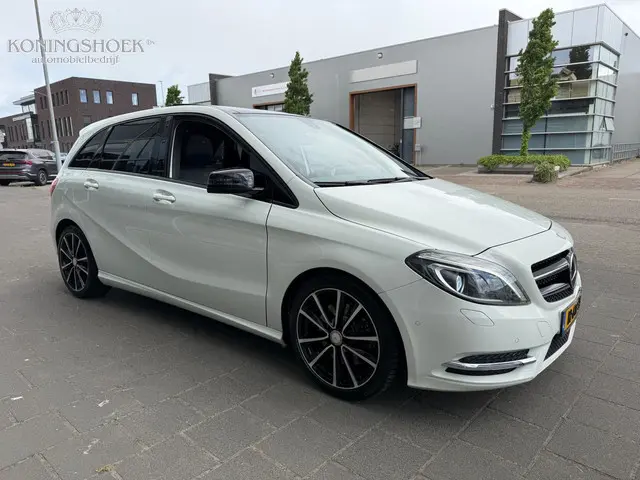 Mercedes-Benz B-Klasse 250 Ambition 2013 Benzine 3