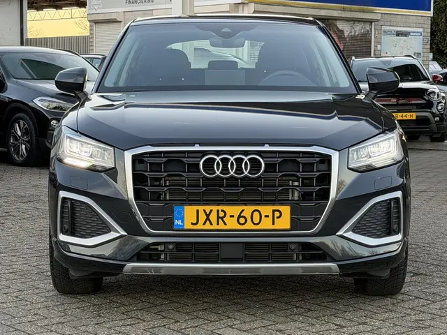 Audi Q2 35 TFSI S Edition 2024 Benzine 13