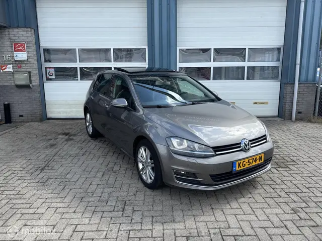Volkswagen Golf 1.4 TSI Highline 2013 Benzine 8