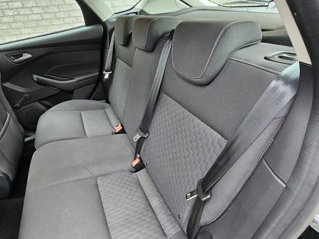Ford Focus 1.0 EcoBoost Edition Airco/Ccr 2014 Benzine 8