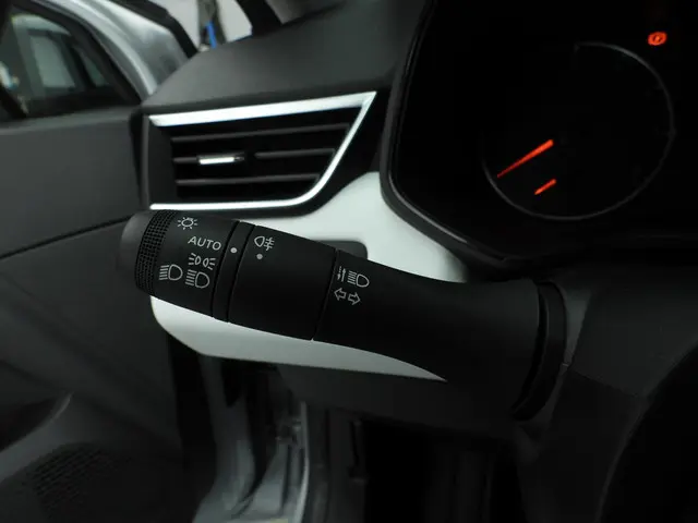 Renault Clio 1.0 TCe 90 Evolution 2023 Benzine 15