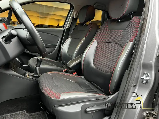 Renault Captur 0.9 TCe Helly Hansen 2015 Benzine 10