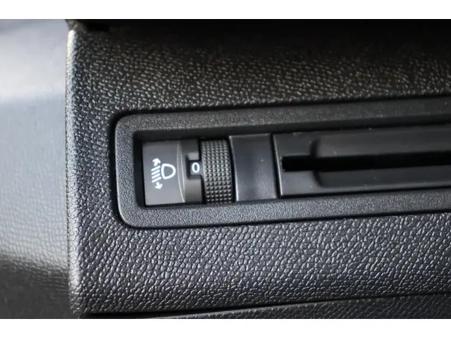 Peugeot 5008 1.2 Executive 7-persoons 2019 Benzine 26
