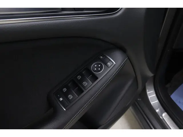 Mercedes-Benz B-Klasse 180 Ambition 2018 Benzine 17