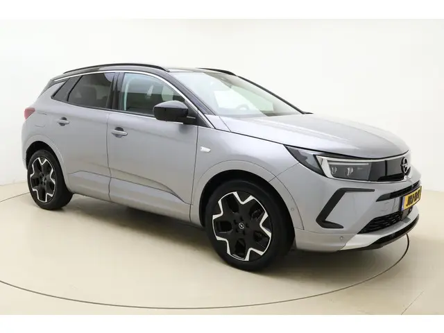 Opel Grandland 1.2 Turbo Ultimate 2024 Benzine 8