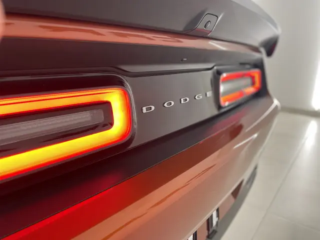 Dodge Challenger 6.2 SRT Hellcat Widebody 2023 Benzine 5